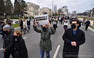 Velik odziv na protestima u Sarajevu: Počelo okupljanje građana 