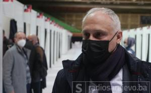 Ministar Vranić poslao poruku: "Niko se neće vakcinisati preko reda"