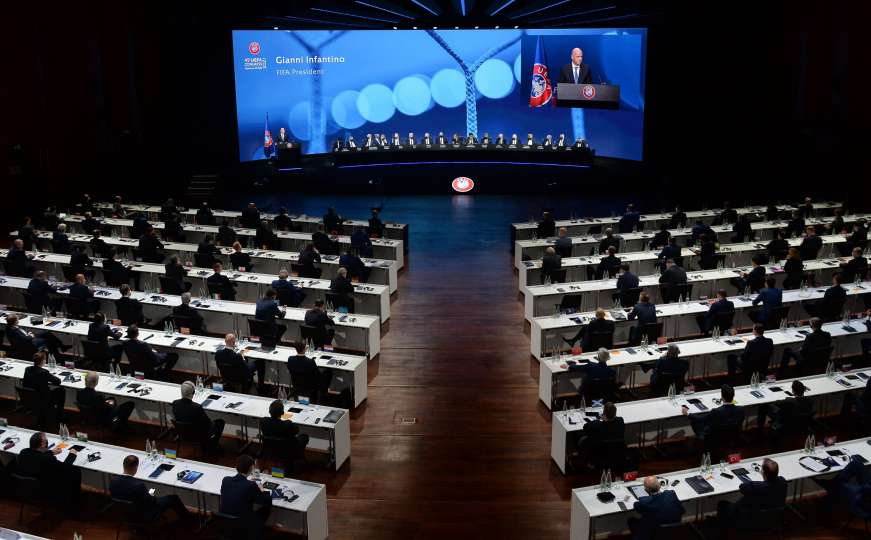  Kongres UEFA: Svih 55 članica strogo osudili Superligu
