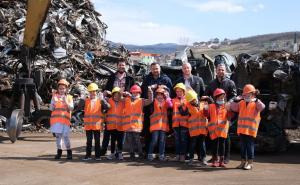 Obnovimo našu planetu: Učenici predali na reciklažu 5.000 kilograma otpada