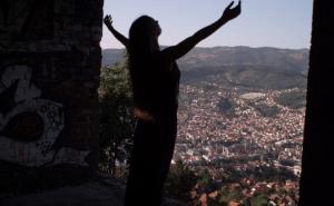 Večeras emitovanje plesno-dokumentarnog filma “Sarajevo-Femme Fatale"”