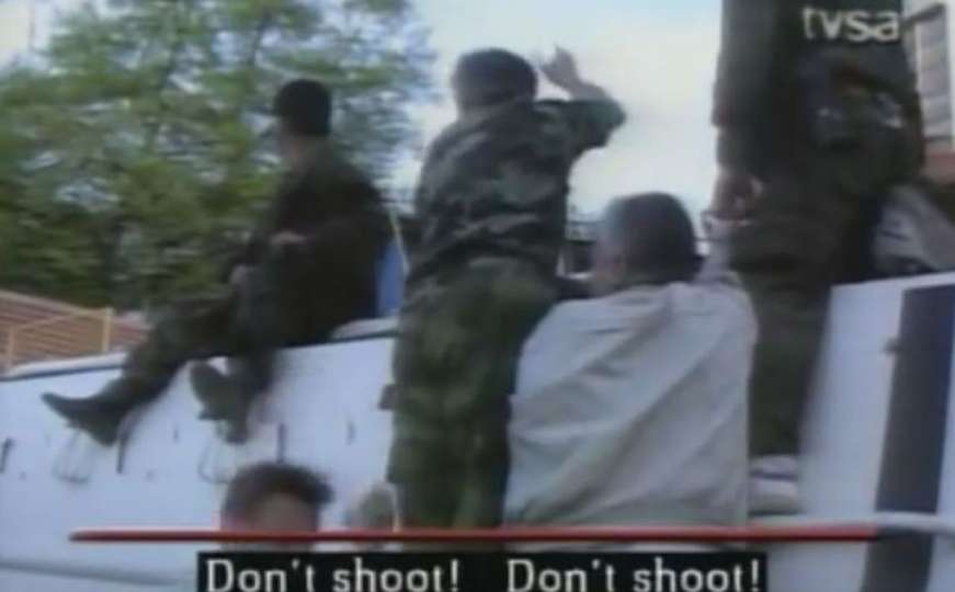 Dobrovoljačka i sjećanje na 1992: Pogledajte snimke 3. maja i Divjakovo "NE pucaj"