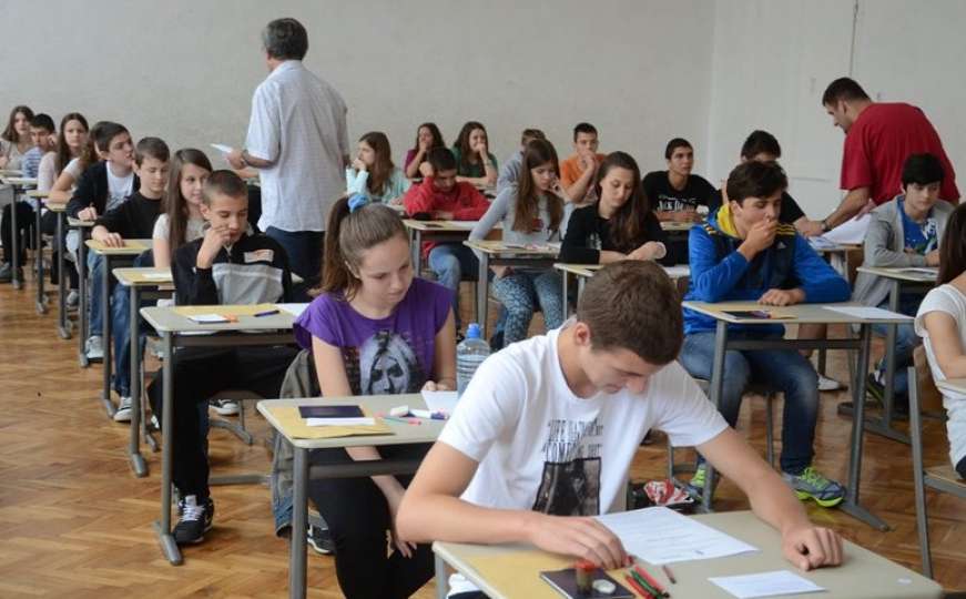Sarajevo: Otkazana eksterna matura za učenike devetih razreda
