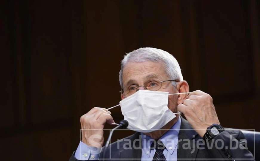 Anthony Fauci: Moguće ukidanje obaveze nošenja maski u zatvorenom