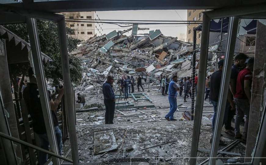 Izrael srušio zgradu u kojoj su bili smješteni svjetski mediji