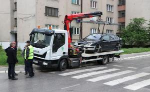 U Sarajevu konačno počela akcija uklanjanja napuštenih vozila s javnih površina