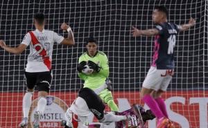 River Plate slavio s veznjakom na golu i bez zamjena na klupi