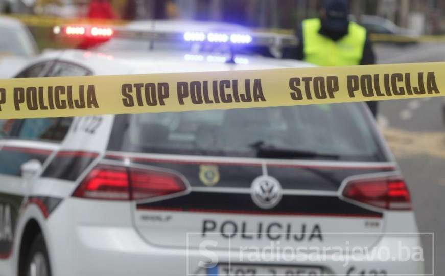 Policija u BiH uhapsila 16 mladića zbog nasilničkog ponašanja 