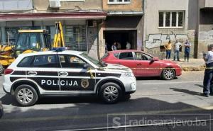 Drama u Sarajevu: Eksplodirale plinske cijevi, tri vozila oštećena
