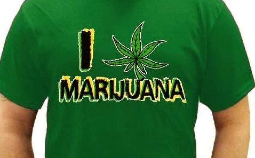 U Hrvatskoj nemojte nositi majice sa slikom marihuane - mogli biste platiti kaznu