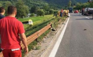 Još jedna nesreća na M-17: S magistralnog puta sletio minibus s radnicima