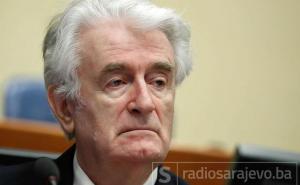 Ratni zločinac Radovan Karadžić se žali na uslove u zatvoru