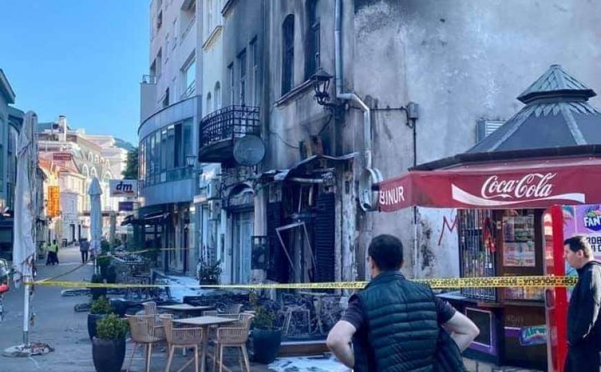 Burna noć u Mostaru: U centru grada u potpunosti izgorio kafić 