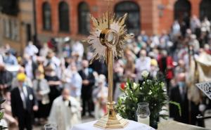 Katolici danas slave Tijelovo: Znate li šta je to?