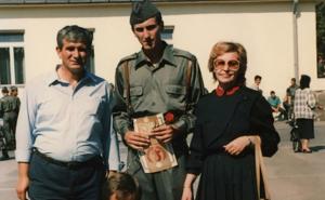 "Dok su oca tukli pred Mladićem govoreći da je Turčin, on je govorio - ja sam Bosanac"