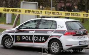 Automobil sletio s puta u BiH, povrijeđena jedna osoba 