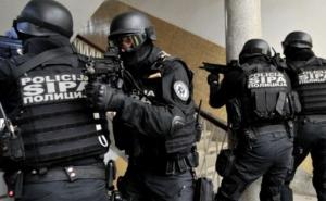 U akciji 'Skuter III' uhapšeno 10 osoba: Pronađene puške, novac i cigarete