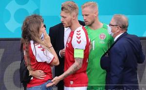 Neutješna Eriksenova supruga nakon stravičnih scena utrčala na teren