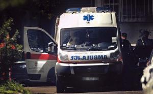 Masovna tuča u Beogradu: Policajac ranjen nožem, prevezen u bolnicu