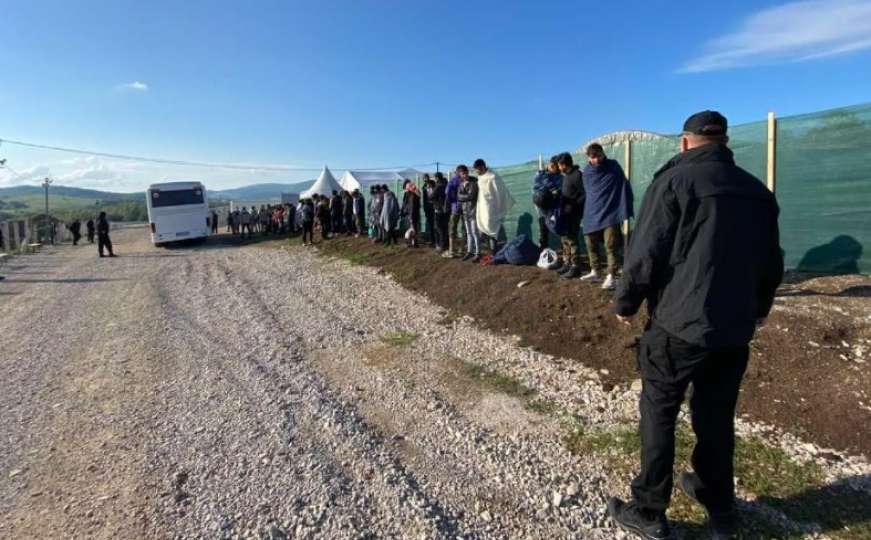 Pojavili se novi dokazi kako Hrvatska ilegalno prevozi migrante u BiH