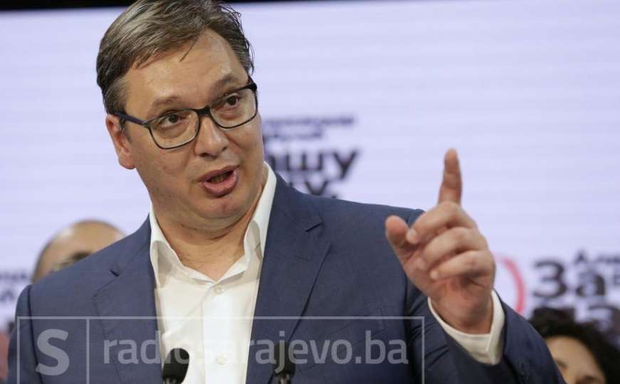Vučić: Planiramo nova ulaganja u vojsku
