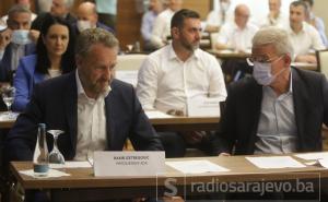 SDA: Potvrđena odgovornost Miloševićevog režima za zločine u BiH, kazna preblaga