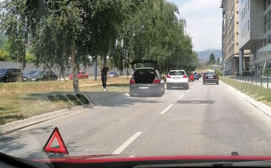 Udes u centru Sarajeva: Jedna osoba povrijeđena