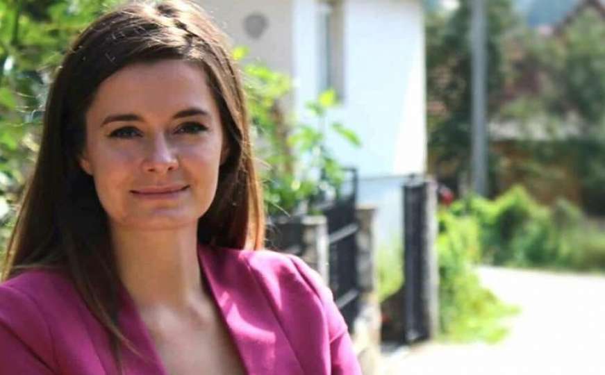 Nakon ostavke u DF-u, Edita Velić pristupila novoj stranci