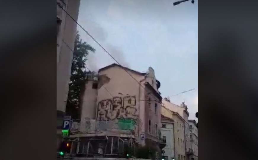 Požar u centru Sarajeva, gori kod Estrade 