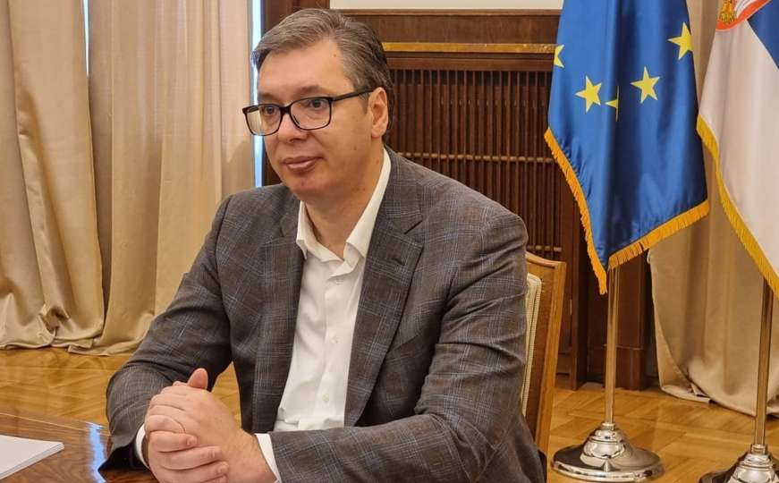 Vučić: Nama vakcinisanima ne fali ništa, nemojte govoriti gluposti o čipovima!