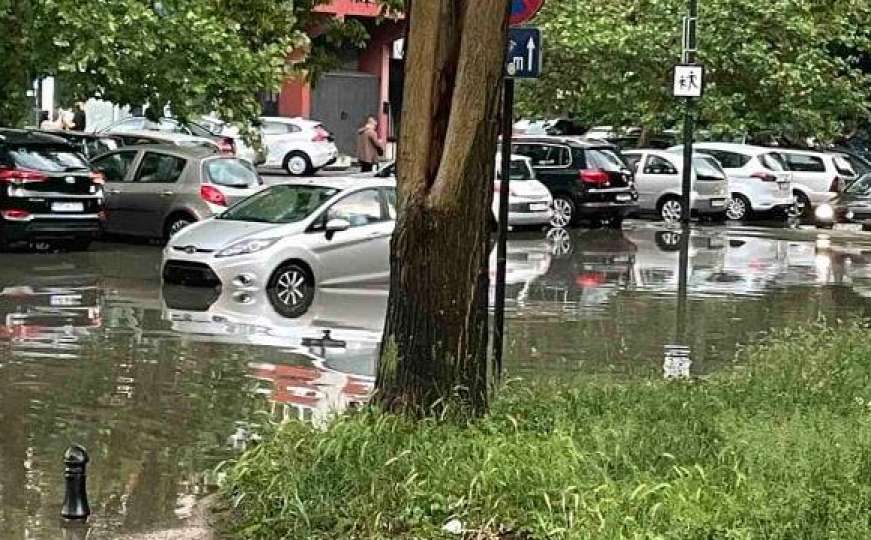 Najavljene intenzivne padavine: Objavljeni apeli i savjeti za vozače u BiH