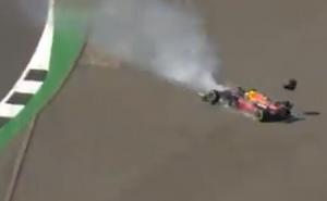 Katastrofa za Verstappena: Završio trku u prvom krugu nakon sudara s Hamiltonom