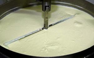 Srbija zabranila uvoz mlijeka i proizvoda iz bh. mljekare