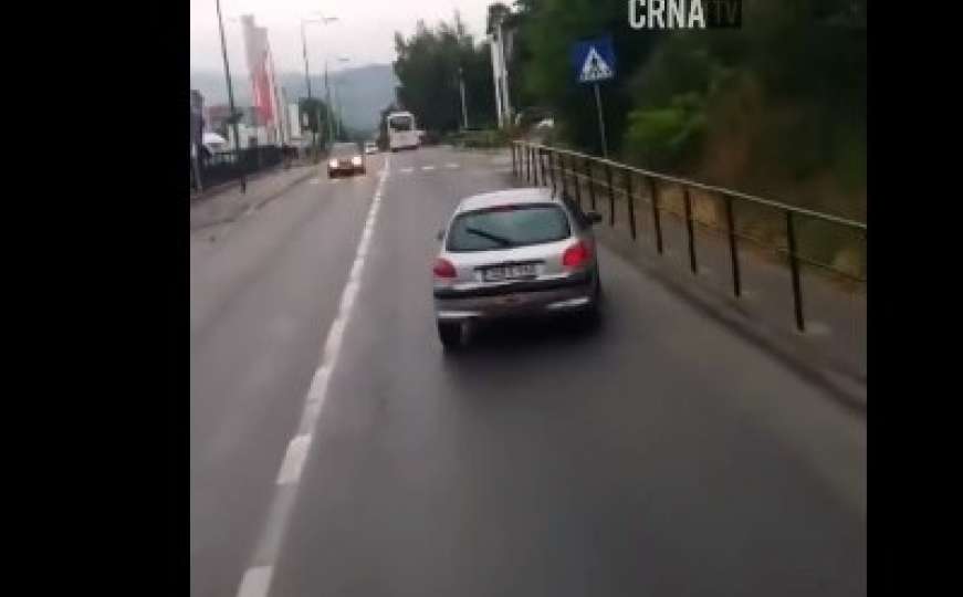 Snimak neodgovorne vožnje kroz Sarajevo: Vozilo je krivudalo cestom