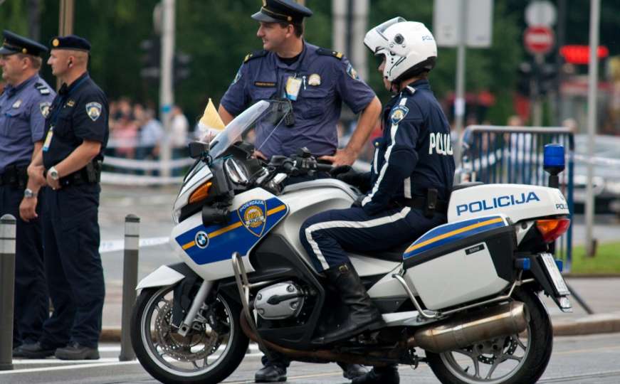 Policija u Gradskoj upravi Splita: Više osoba uhapšeno