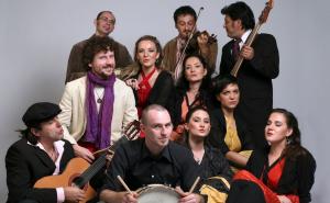 Zabranjeno pušenje i Arabeske: Kad procvatu behari