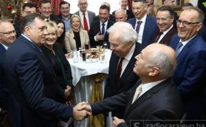 Inzko nametnuo zakon kojim se kažnjava negiranje genocida
