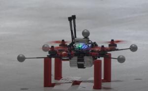 Vještačka inteligencija: Autonomni dron pobijedio u trci dva ljudska pilota!