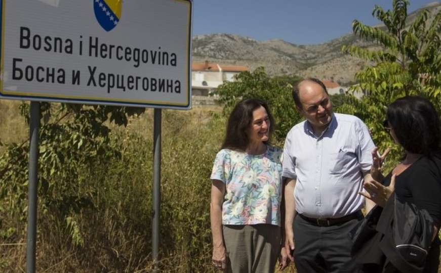 Schmidt:  Bosna i Hercegovina se može vratiti na put napretka 