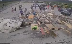 Incident u susjedstvu: Olujni vjetar nosio šator, ljudi u zadnji čas pobjegli