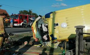 Saobraćajna nesreća u Hrvatskoj: Učestvovala hitna i automobil, dvoje poginulih