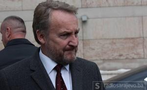 Izetbegović: Ne treba dopustiti da se autoritet OHR-a dovodi u pitanje