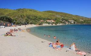 Tragedija u Hrvatskoj: Utopio se turist pred sinovim očima