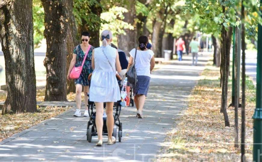 Sarajevska šetališta puna: Građani iskoristili lijepo vrijeme za šetnju