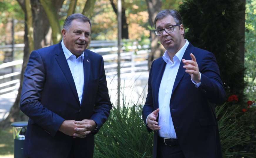 Vučić Dodika "pomnožio s nulom": Schmidt je utjecajan političar, Merkel će mu pomoći