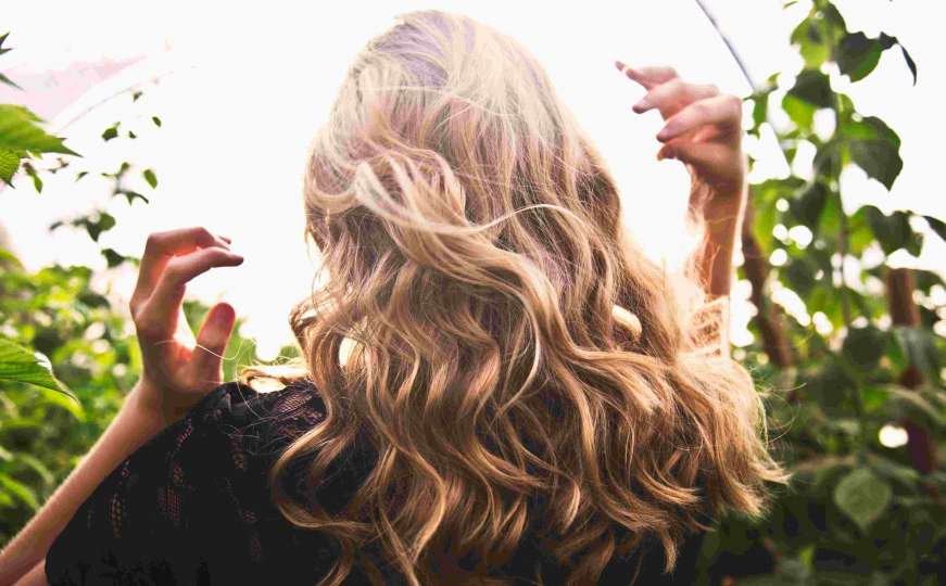 Kako brzo i lako oporaviti kosu poslije ljetovanja