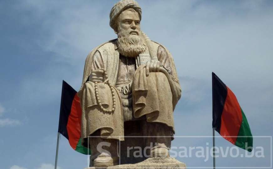 Talibani počeli sa uništavanjem: Srušen spomenik nakon preuzimanja vlasti