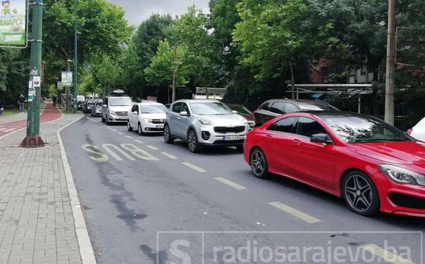 Obavještenje za vozače: U ovim ulicama najavljena izmjena režima saobraćaja