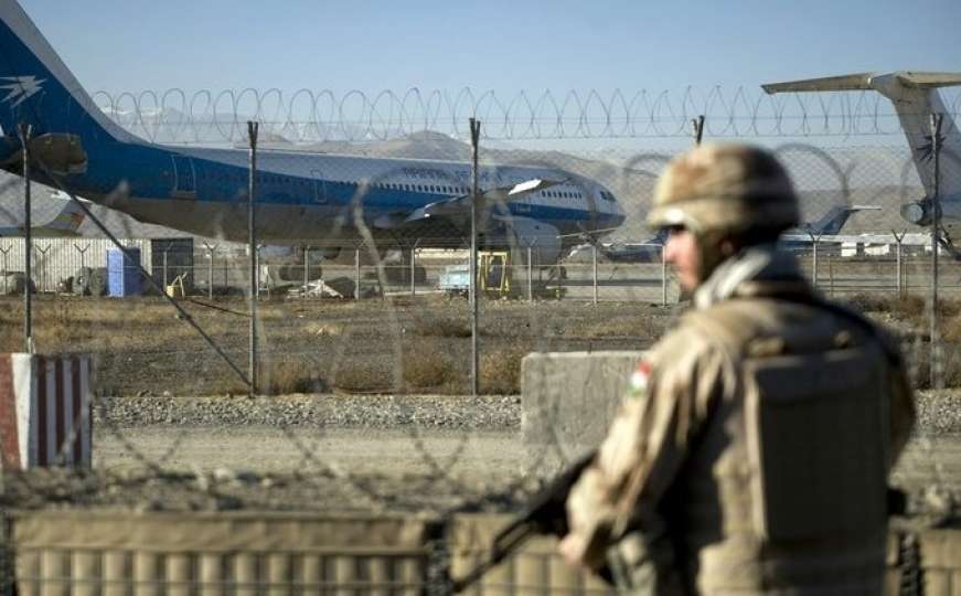 Pucnjava na aerodromu u Kabulu