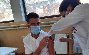 Počela vakcinacija djece u ovom dijelu BiH: Protiv COVID-a danas cijepljen 15-godišnjak
